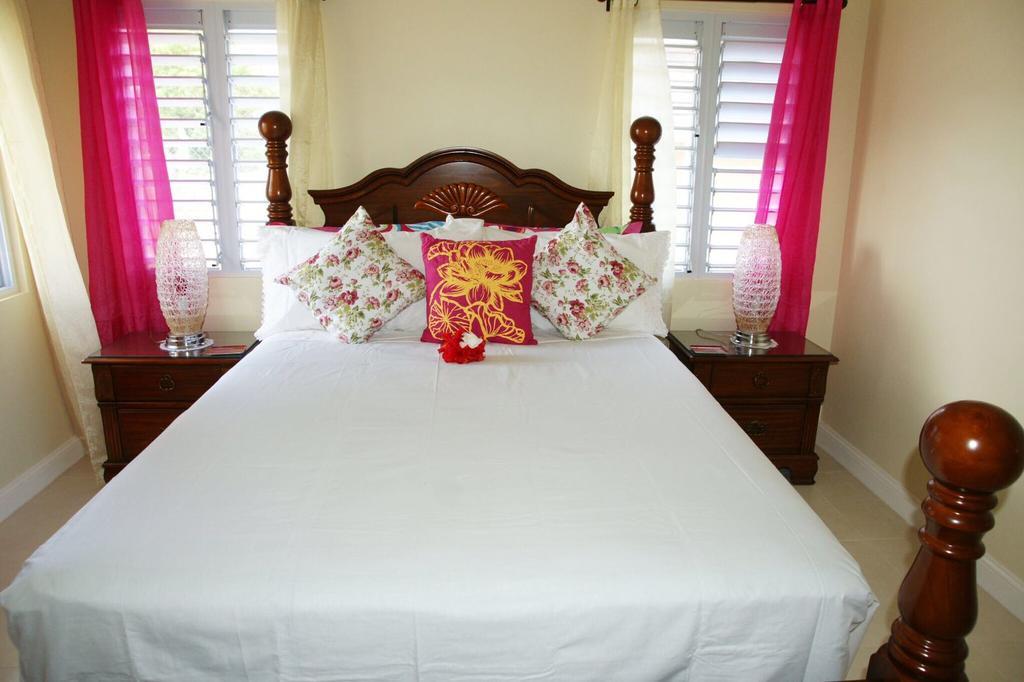 Villa @ The Palms Priory المظهر الخارجي الصورة