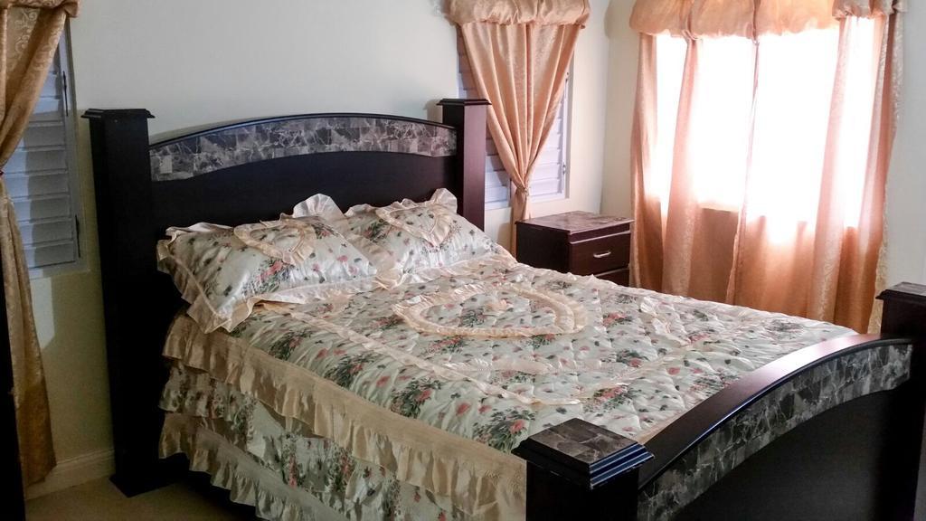 Villa @ The Palms Priory المظهر الخارجي الصورة